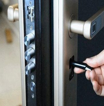 双峰开锁 双峰开锁公司开修指纹锁